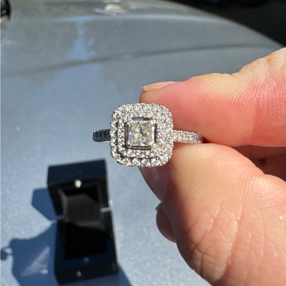 Elegant Silver Diamond Ring